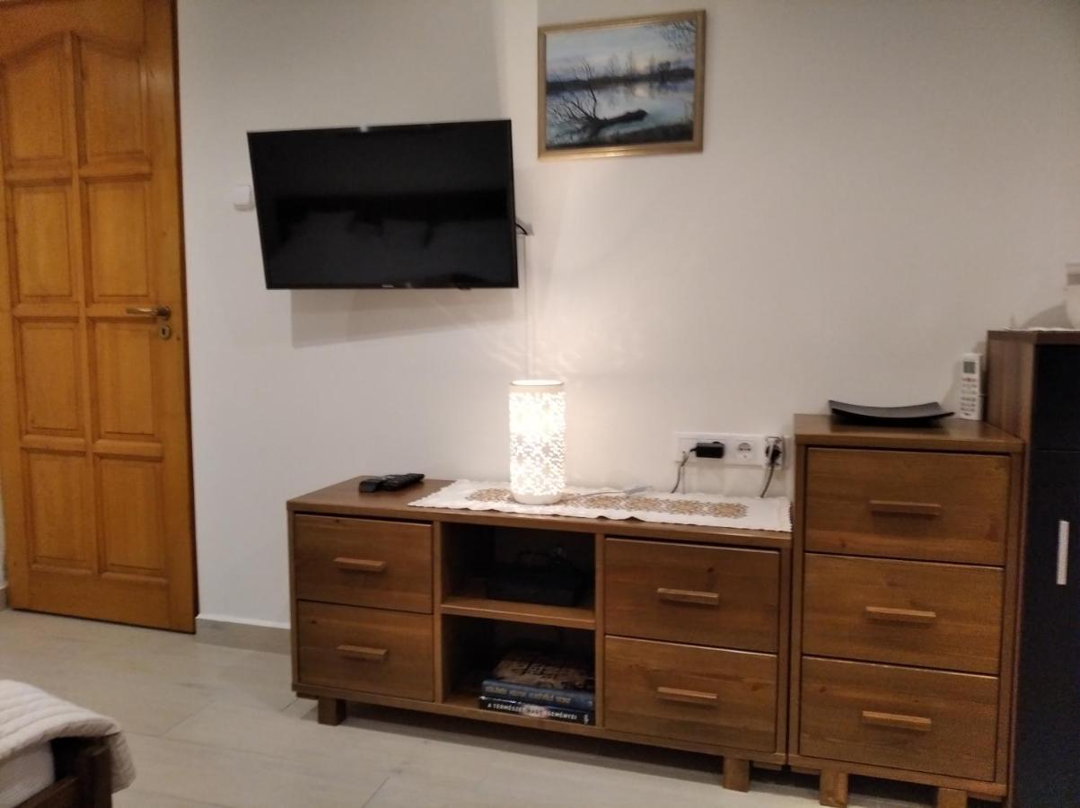 Golya Vendeghaz Daire Tiszaug Dış mekan fotoğraf